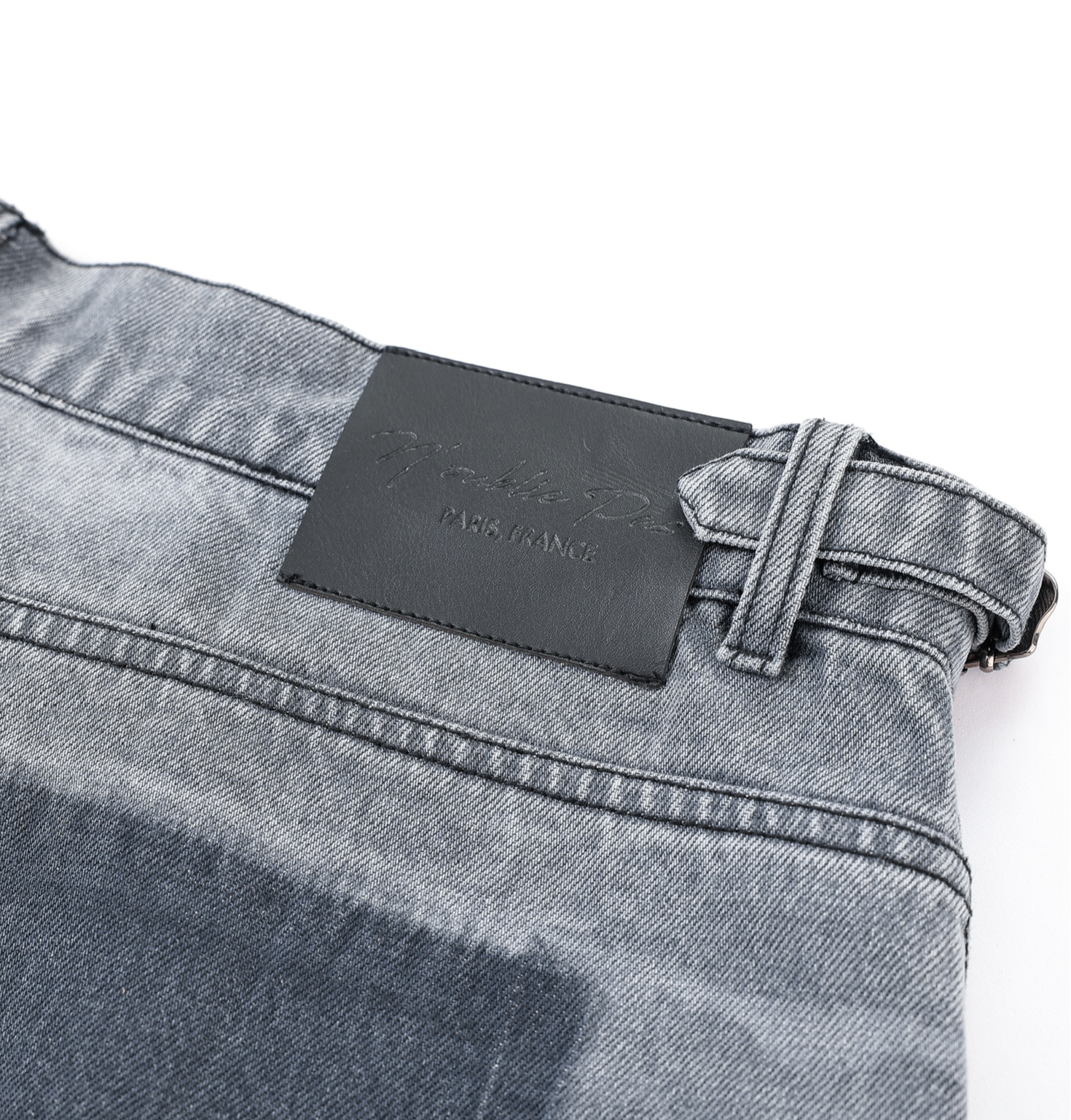 Noir: Double Jeans