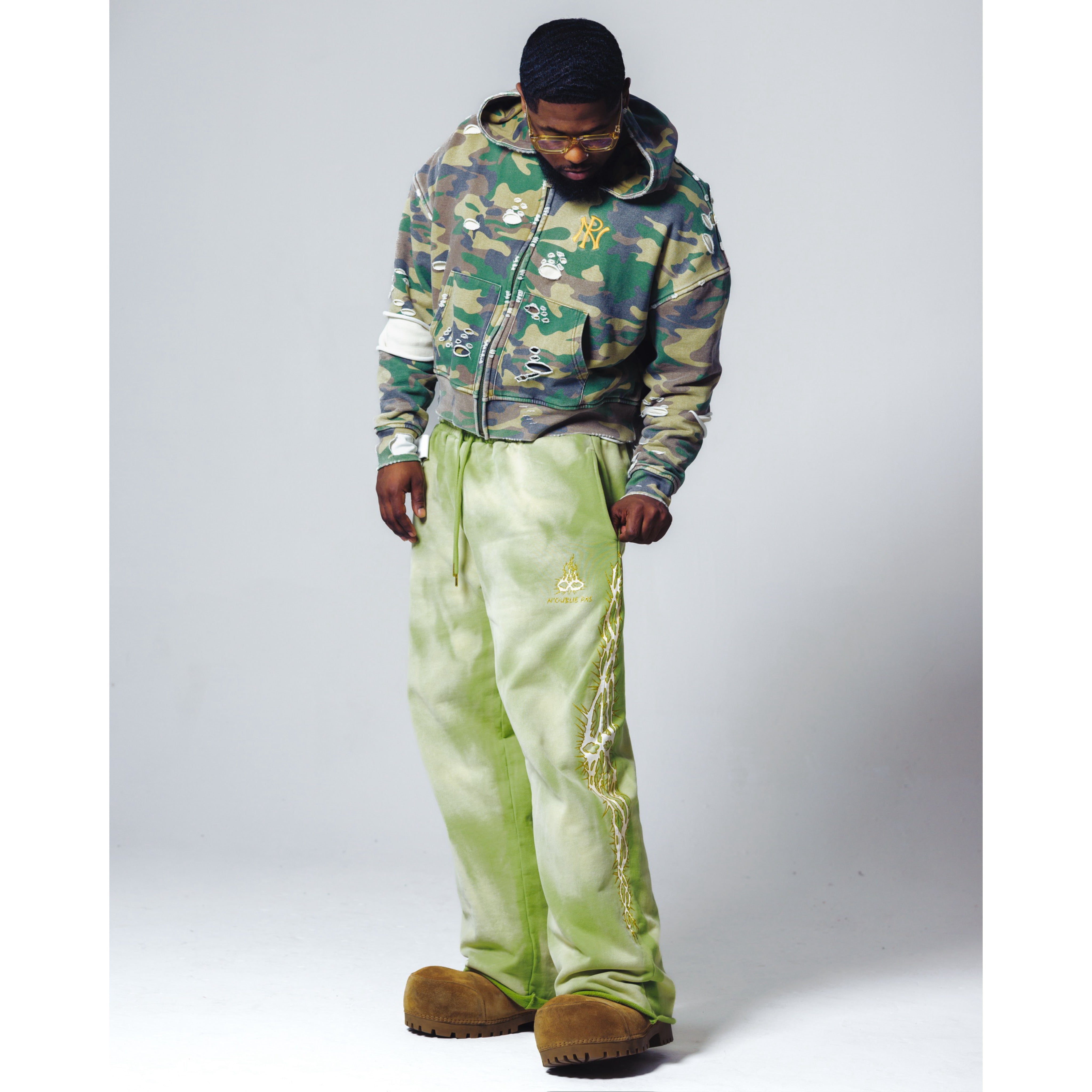 Crown Apple Sweatpants